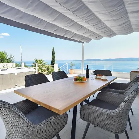 Blue Dream Mit Infinity-pool Und Whirlpool Holiday home Pisak